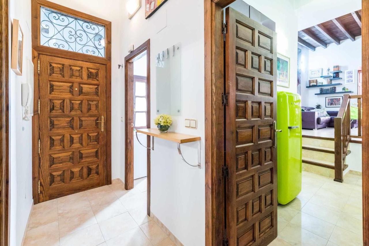 Comodo Y Moderno Apartamento Centro Granada Luaran gambar